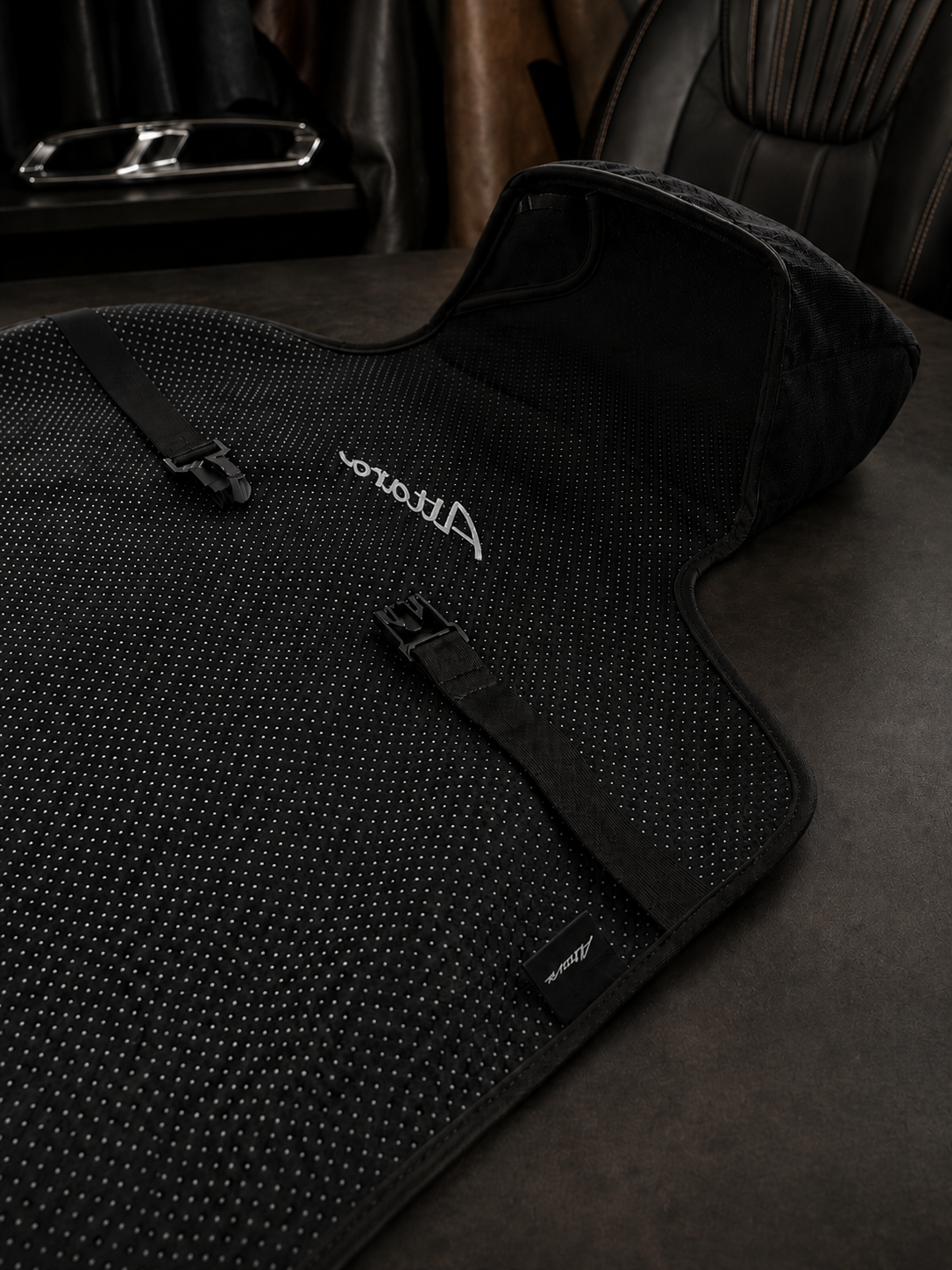 Altara seat cover detail